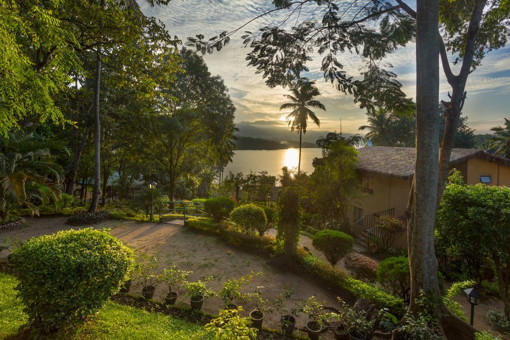 Oruthota Chalets Kandy Exterior foto